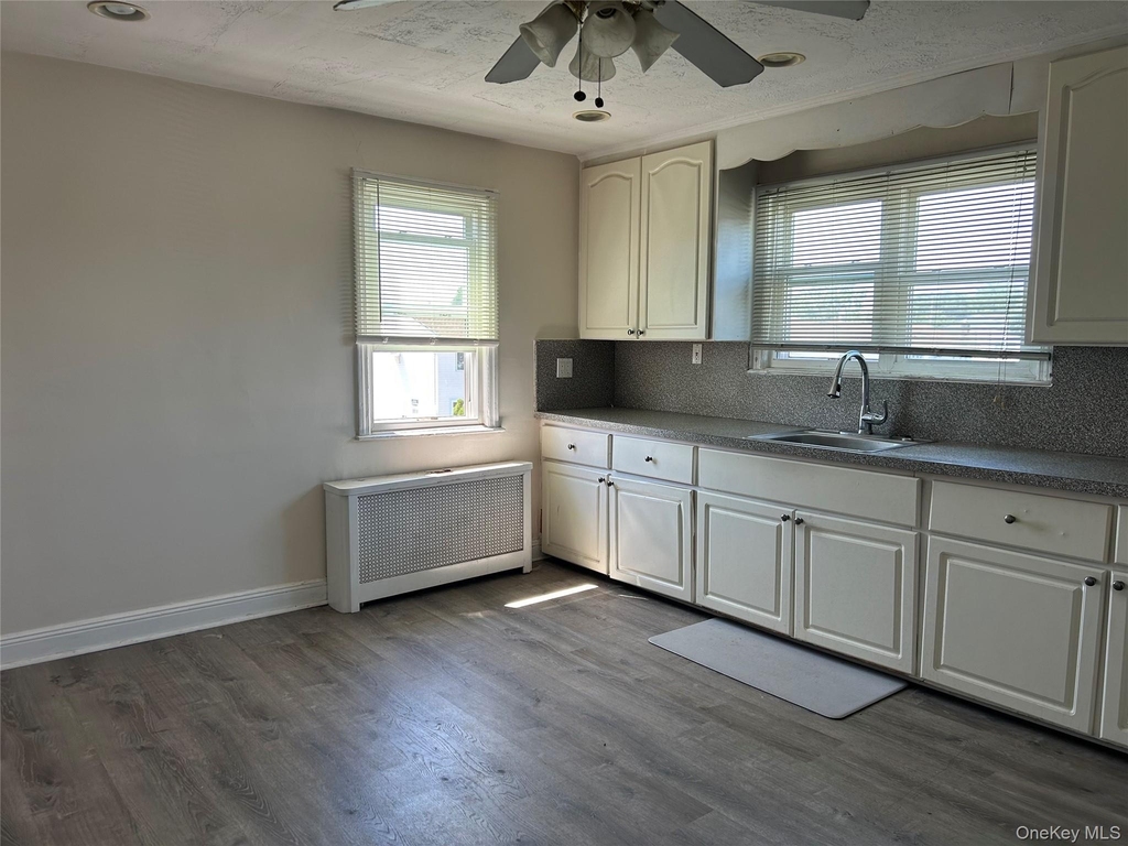 149 N Broome Avenue - Photo 1