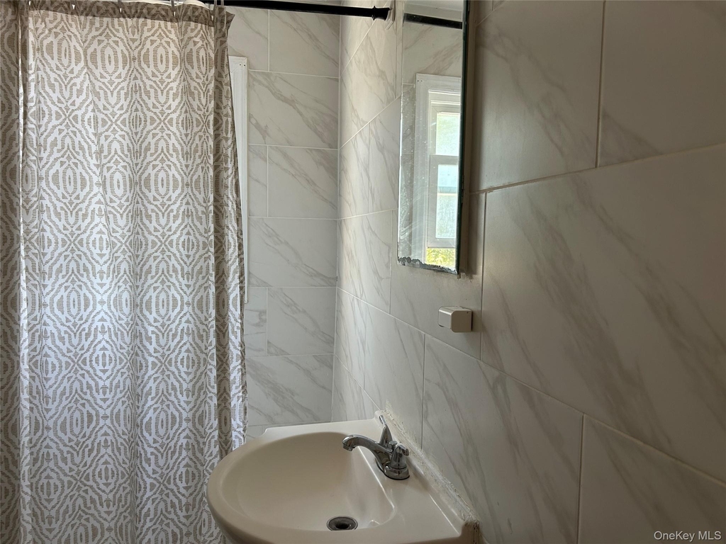 149 N Broome Avenue - Photo 5