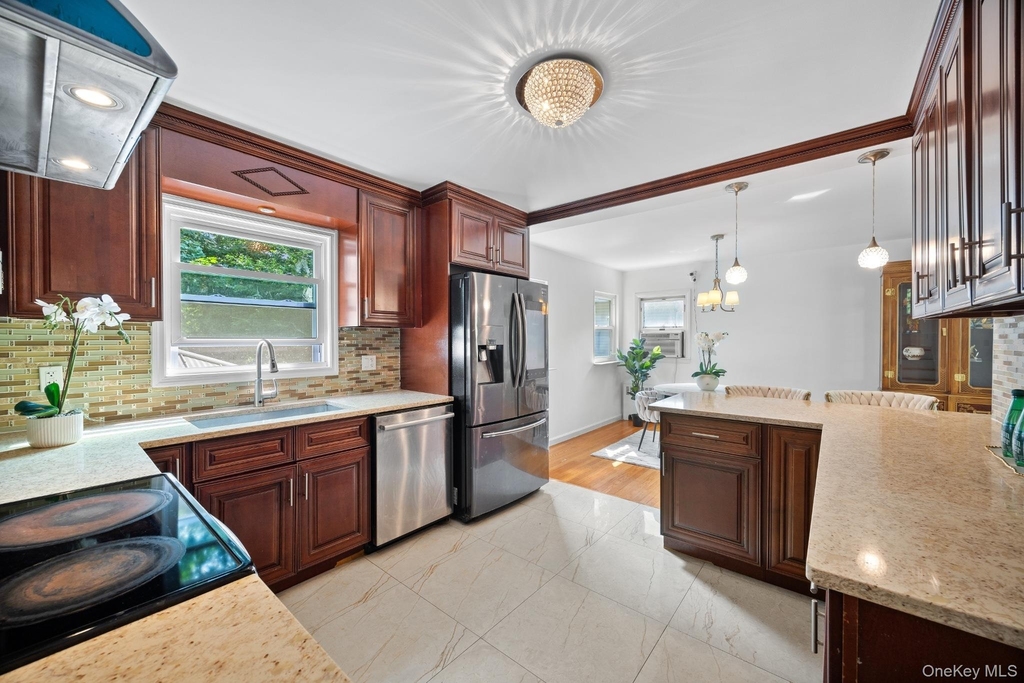 21 Joyce Road - Photo 6