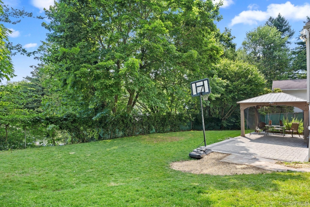 21 Joyce Road - Photo 22