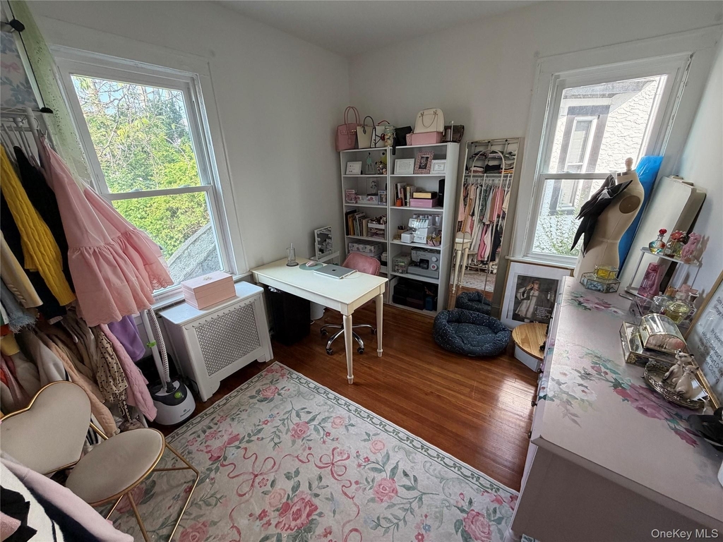 527 W Beech Street - Photo 10