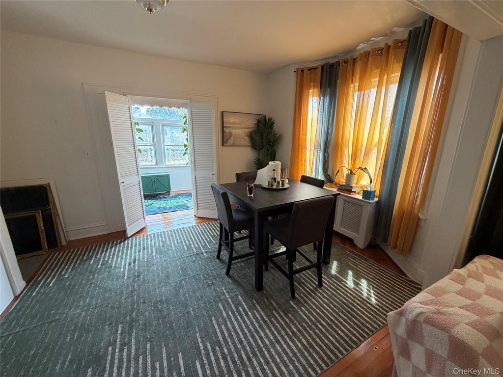 527 W Beech Street - Photo 5