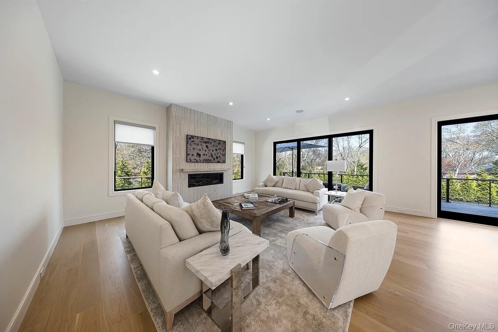 130 Highview Drive - Photo 1