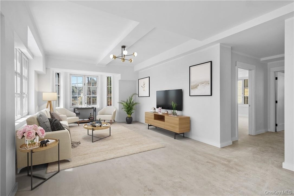 139 Fifth Avenue - Photo 0