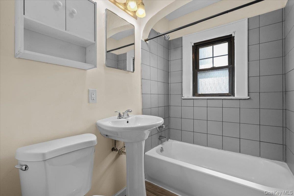 37 Yates Avenue - Photo 10