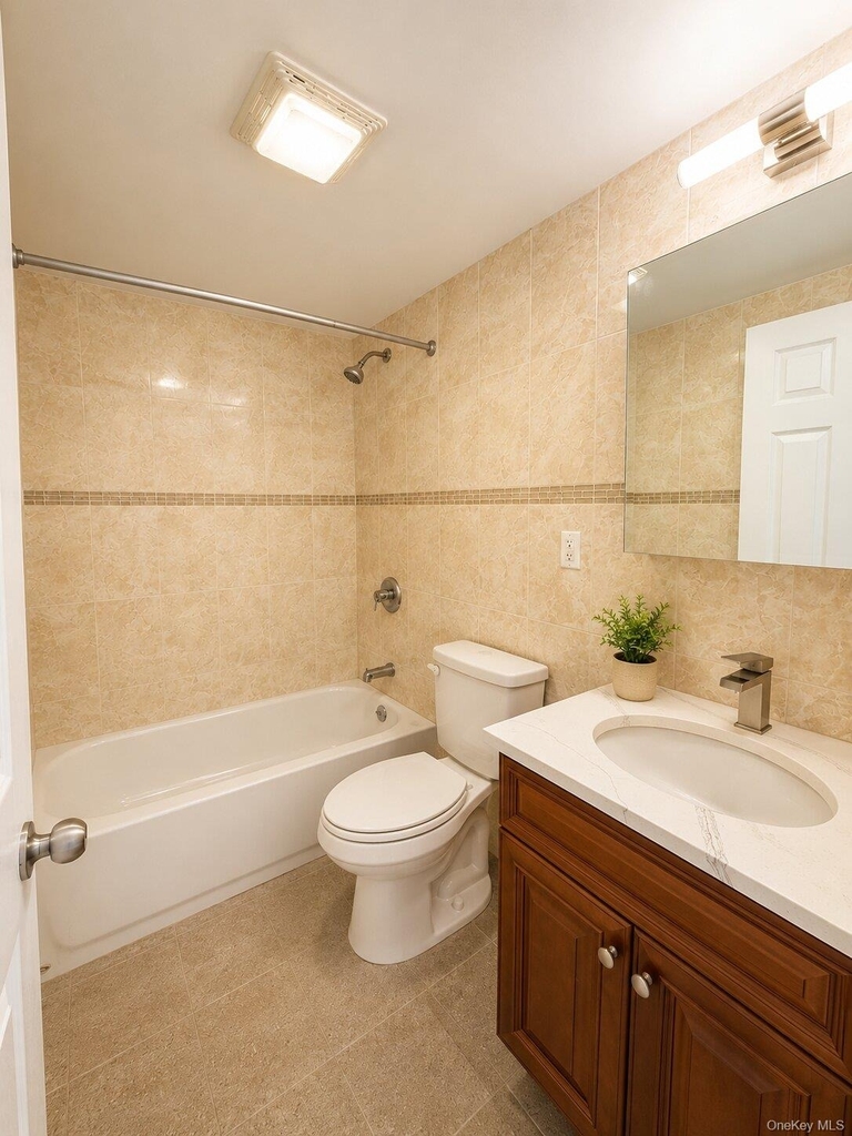 42-03 College Point Boulevard - Photo 3