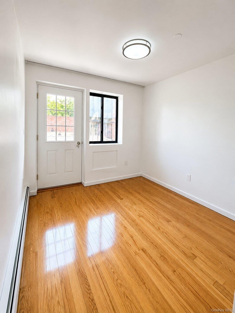 42-03 College Point Boulevard - Photo 6