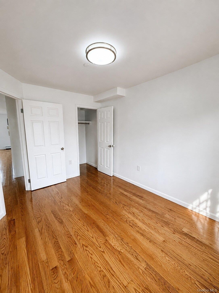 42-03 College Point Boulevard - Photo 8