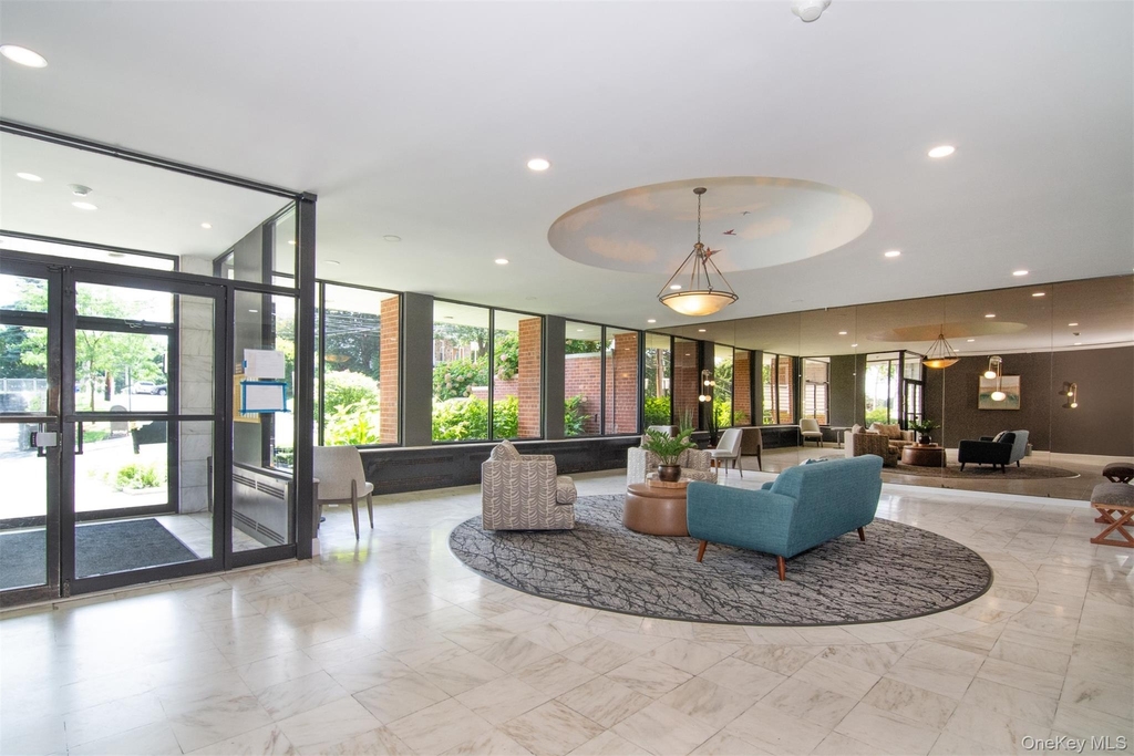 21 Fariview Avenue - Photo 2