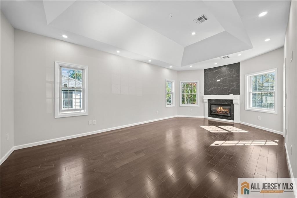 7 Mount Pleasant Avenue - Photo 2