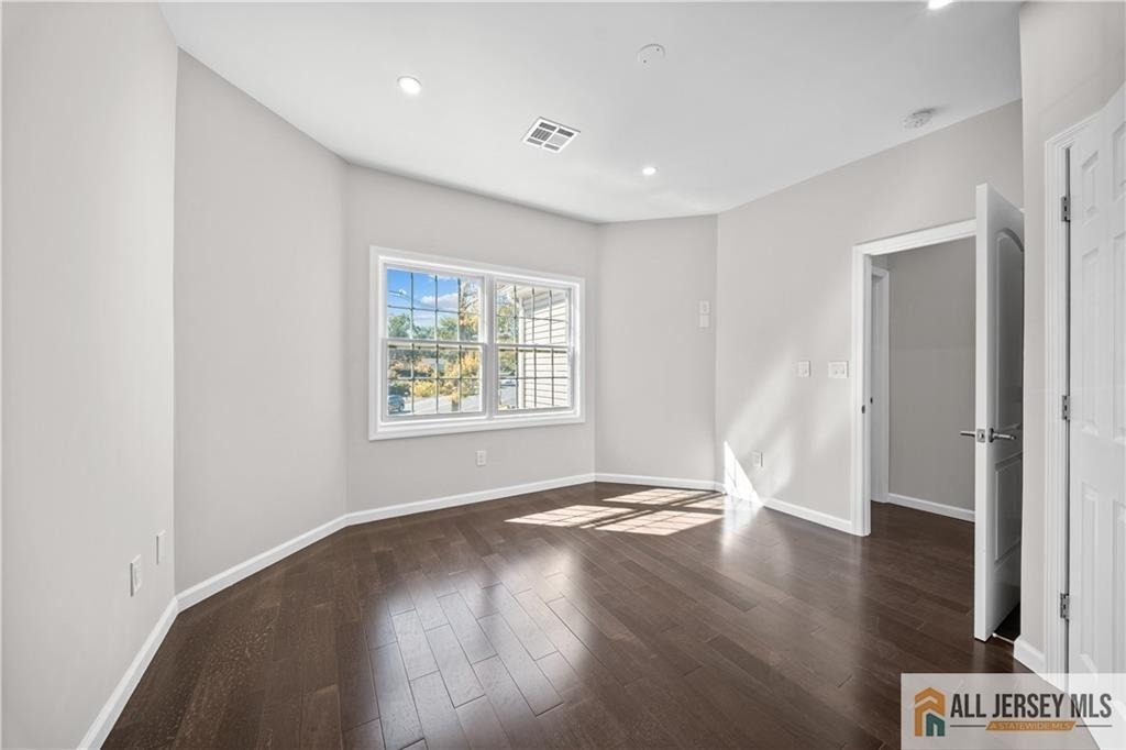 7 Mount Pleasant Avenue - Photo 12