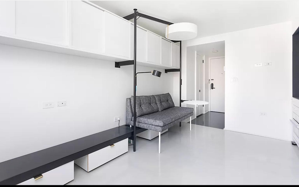 237 Madison Avenue - Photo 2