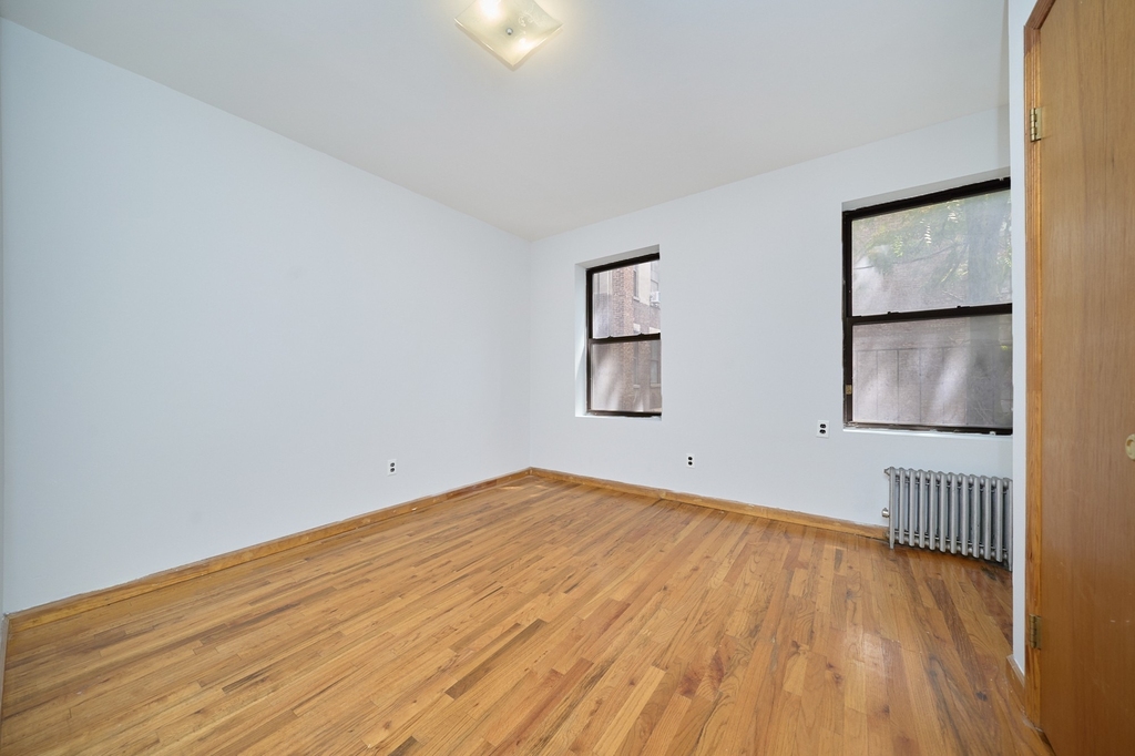 460 9th Avenue - Photo 6