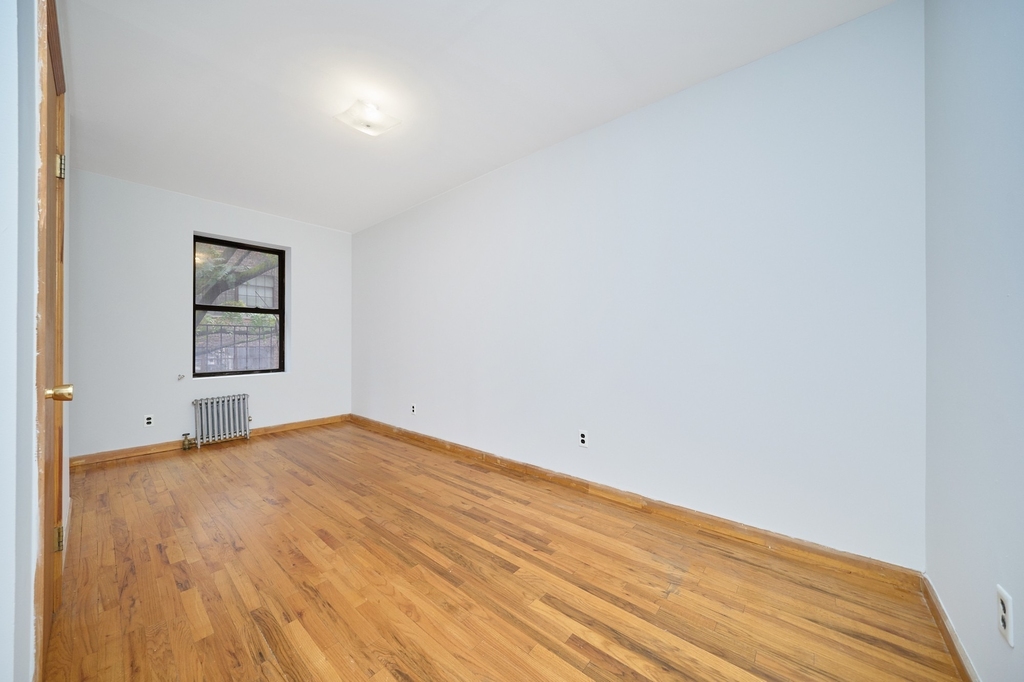 460 9th Avenue - Photo 11