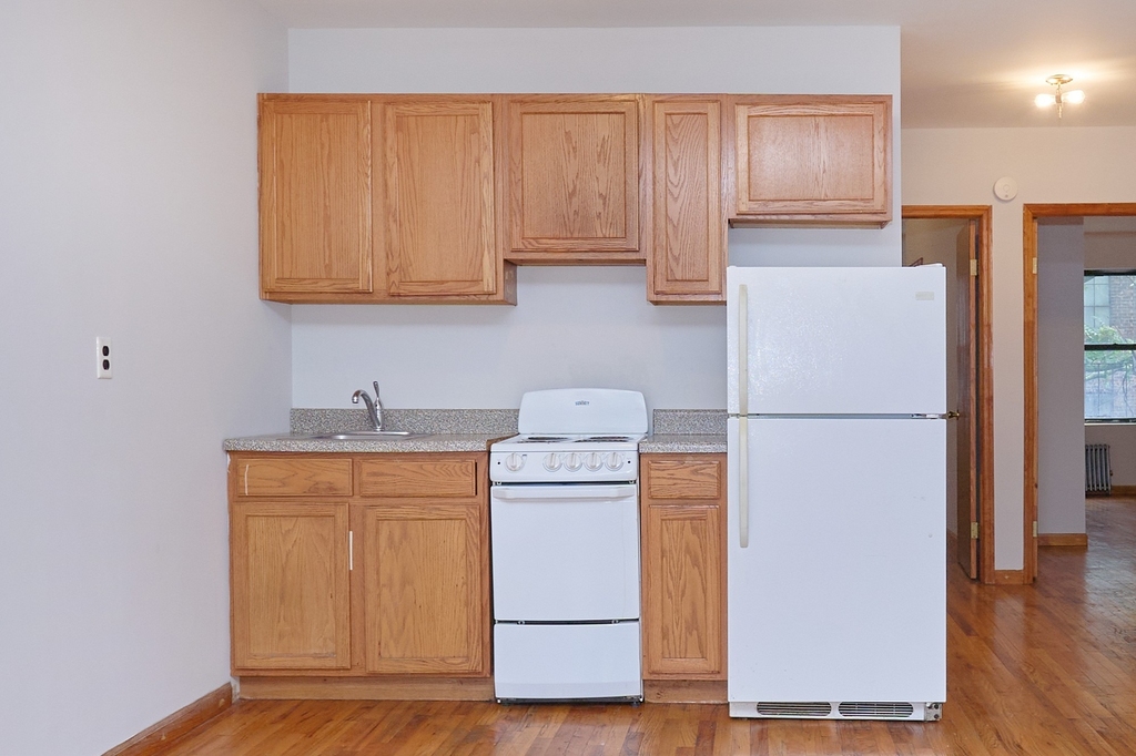 460 9th Avenue - Photo 15