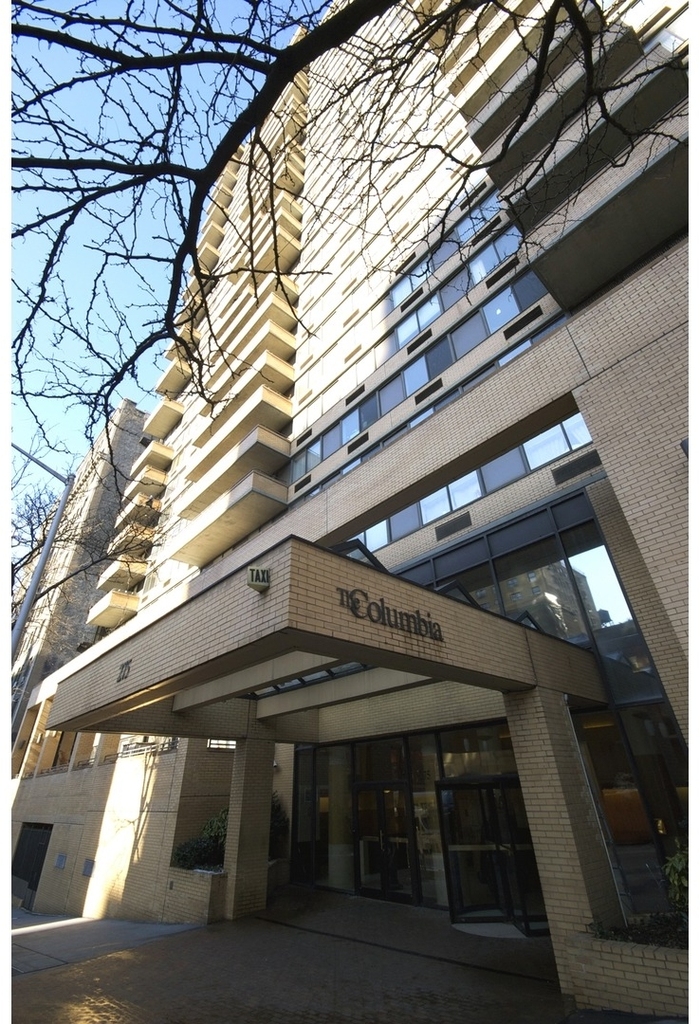 275 W 96th Street - Photo 6