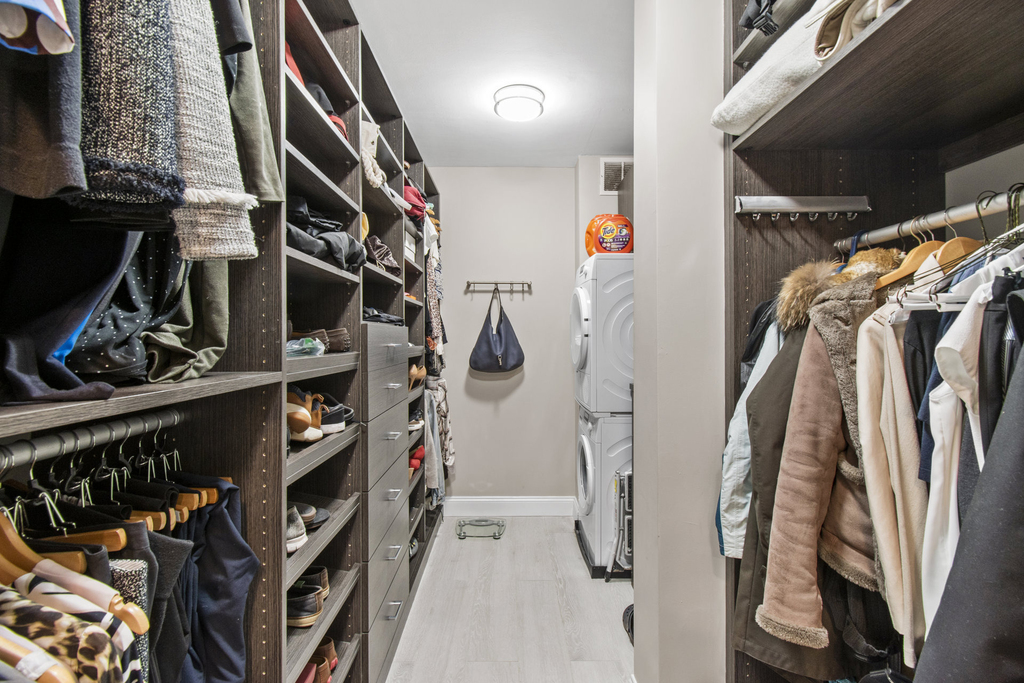 295 Greenwich Street - Photo 7