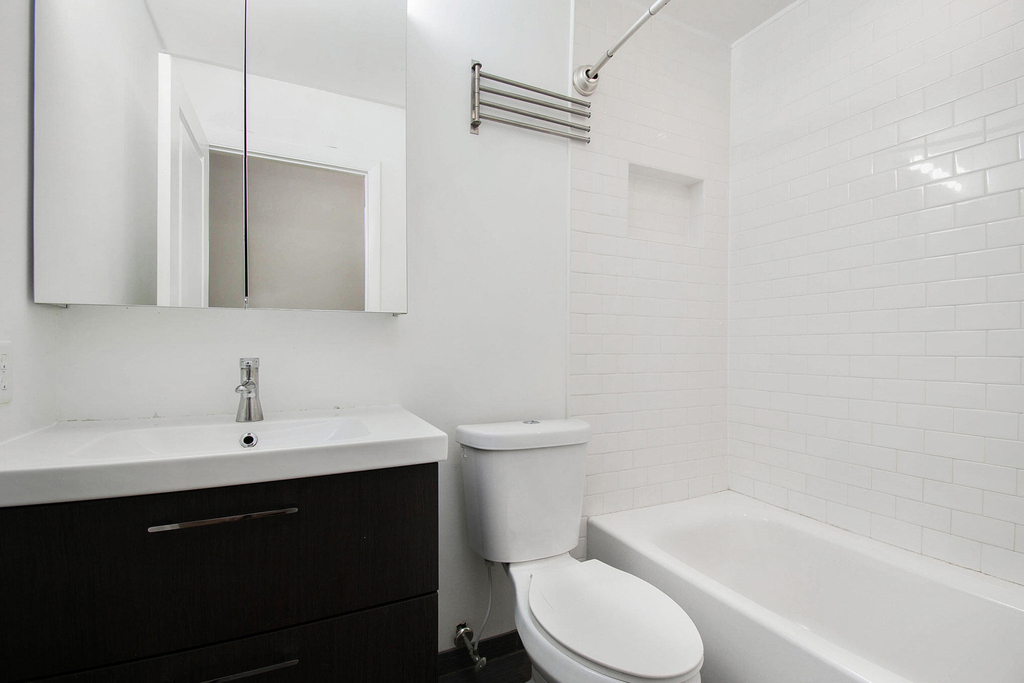 11958 Yorkshire Drive - Photo 9