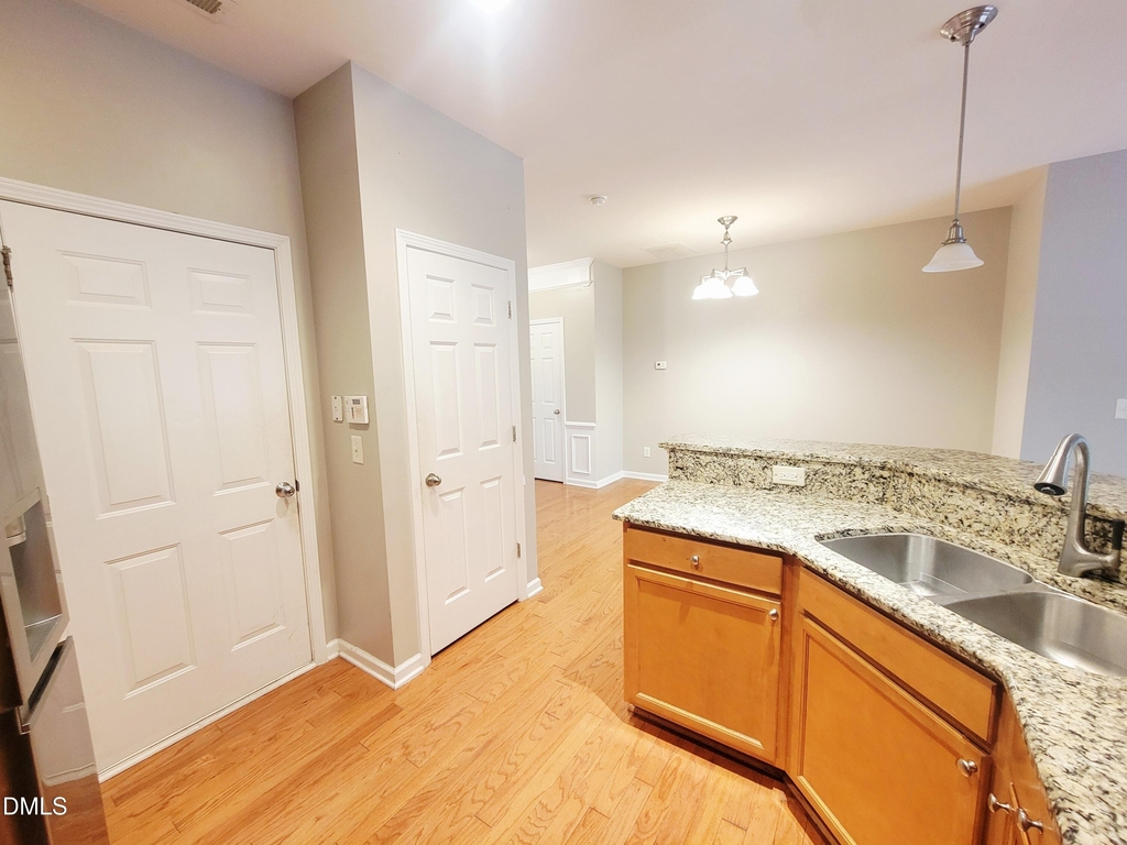 7248 Racine Way - Photo 8
