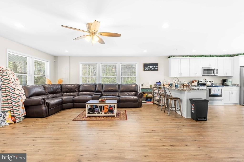 45 Jaws Court - Photo 1
