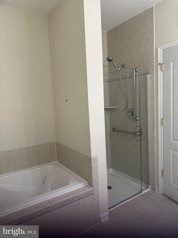 9712 Handerson Place - Photo 8