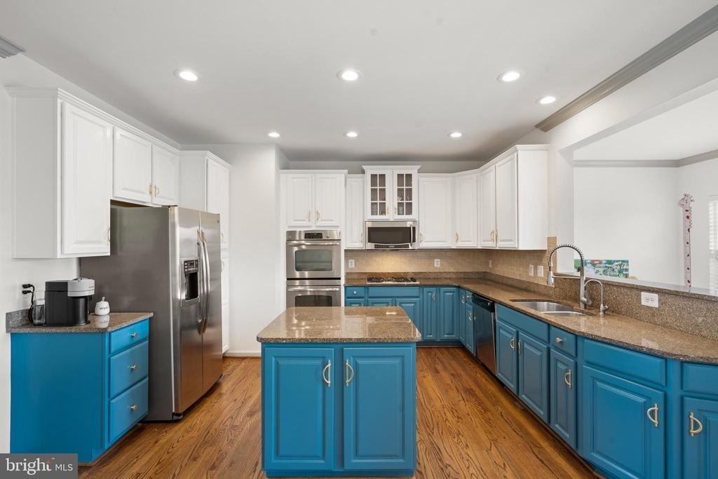 41719 Cynthia Terrace - Photo 3