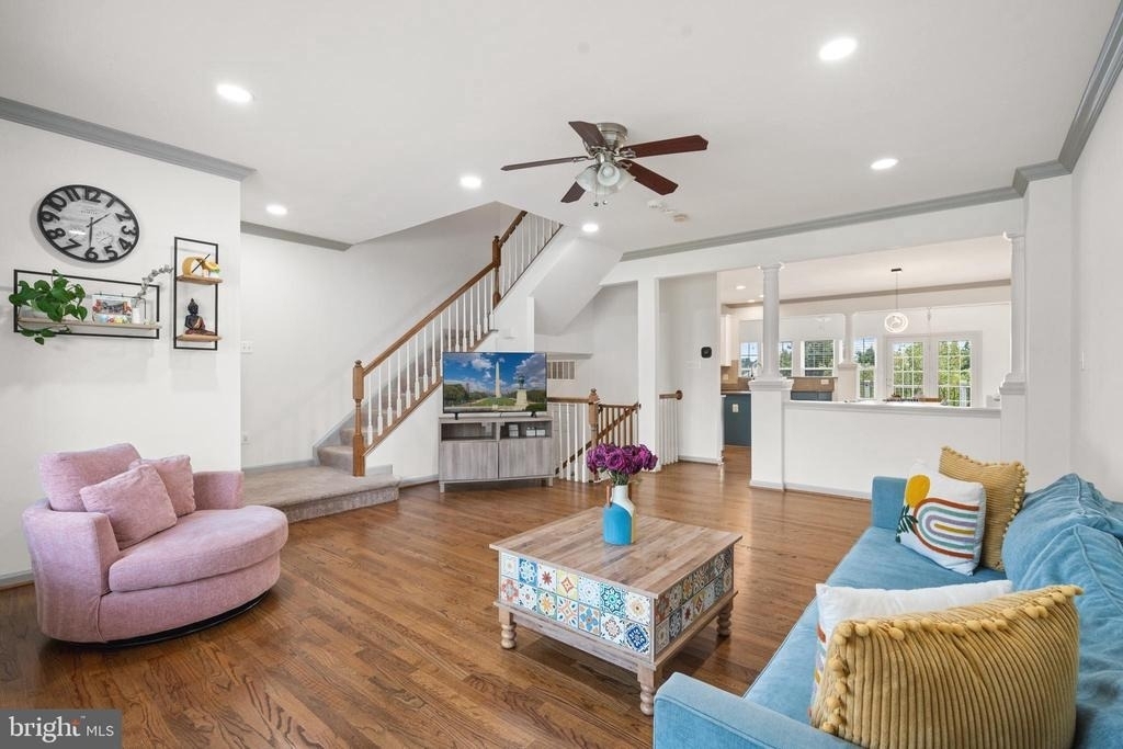 41719 Cynthia Terrace - Photo 9
