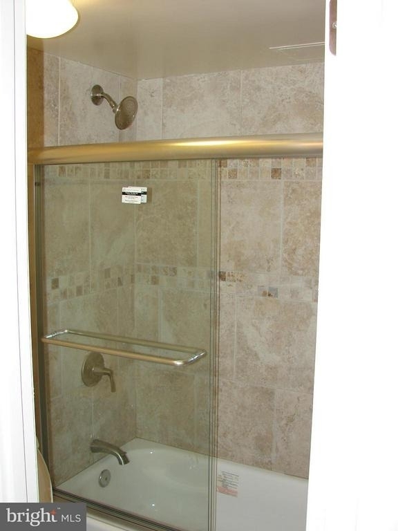 8360 Greensboro Drive - Photo 3