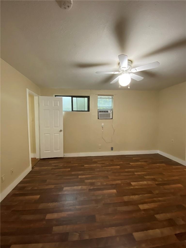 403 Pedernales St - Photo 4
