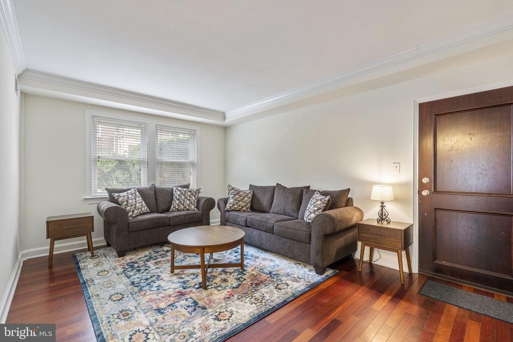 718 S Washington Street - Photo 4