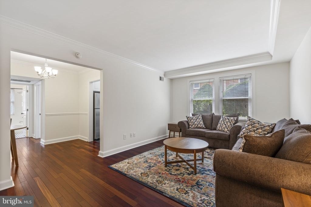 718 S Washington Street - Photo 3