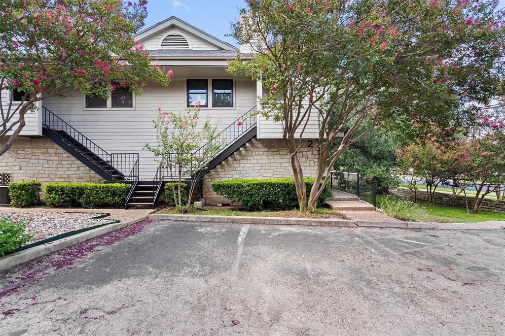 9226 Jollyville Rd - Photo 22