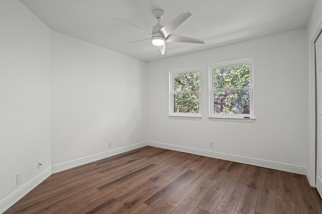 9226 Jollyville Rd - Photo 18