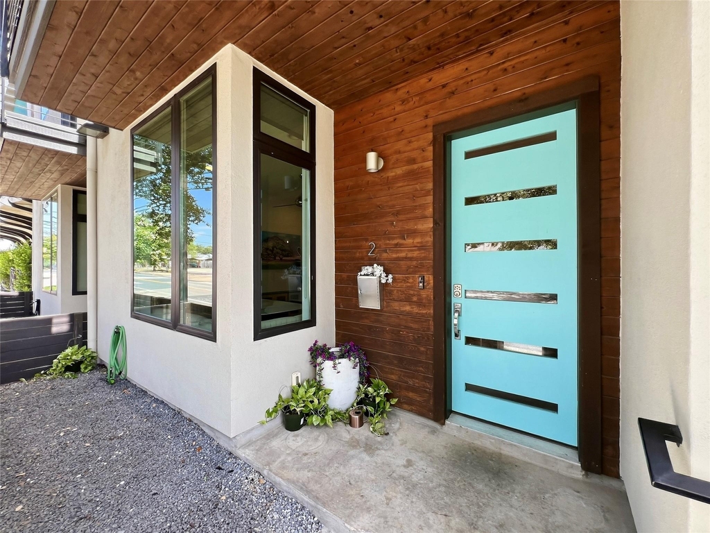 2118 Brackenridge St - Photo 0