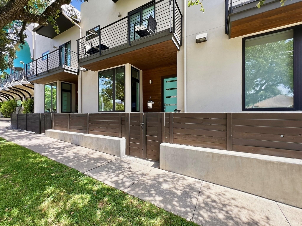 2118 Brackenridge St - Photo 35