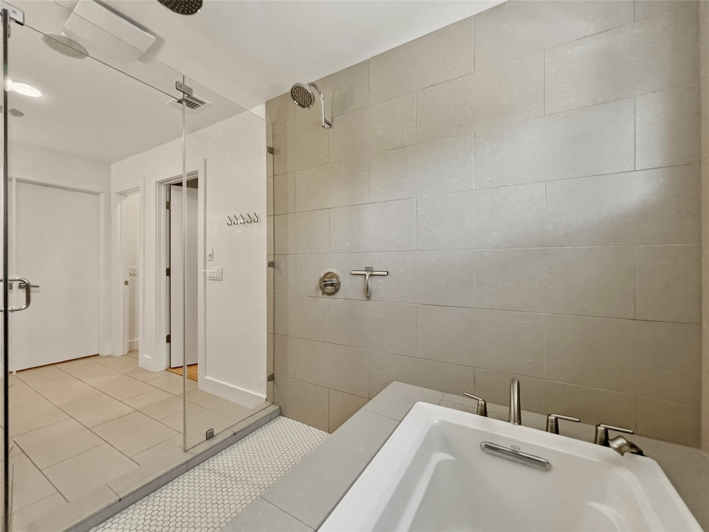 2118 Brackenridge St - Photo 19