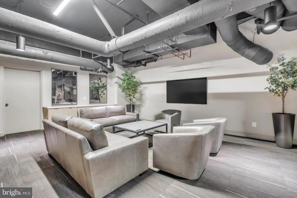 1801 Market Street - Photo 22