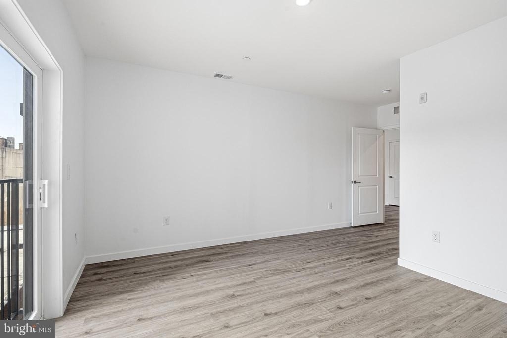 915 N Broad Street - Photo 10