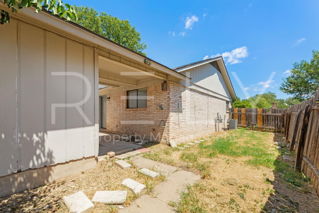 205 W William Cannon Dr - Photo 25