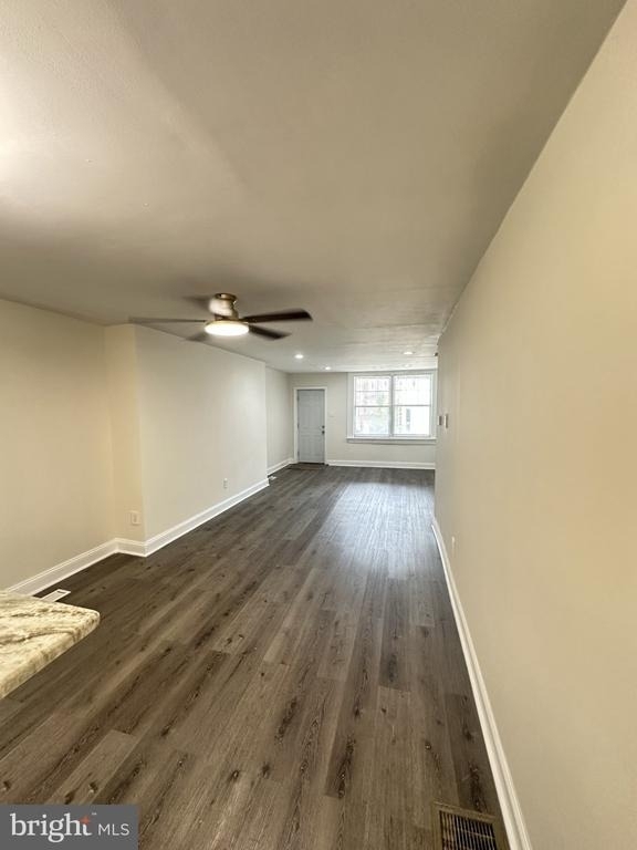 6010 N Lambert Street - Photo 4