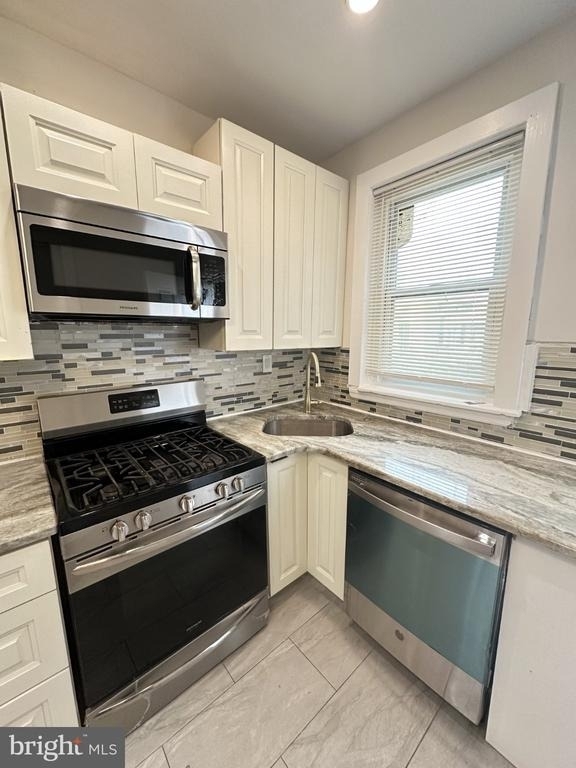 6010 N Lambert Street - Photo 7