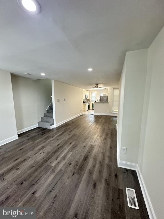 6010 N Lambert Street - Photo 3