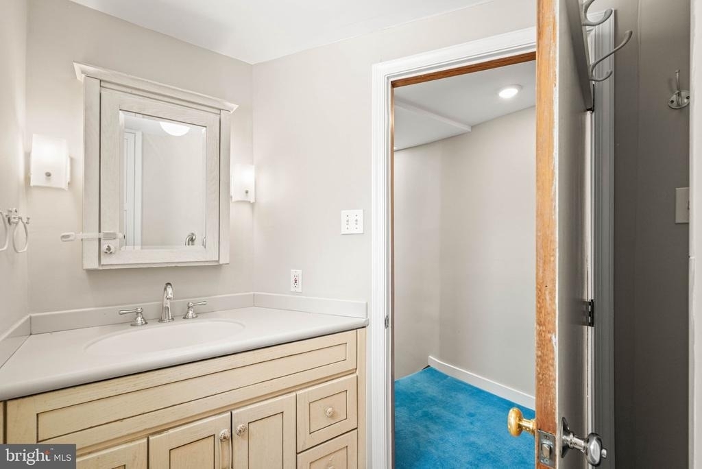 241 S 23rd Street - Photo 17