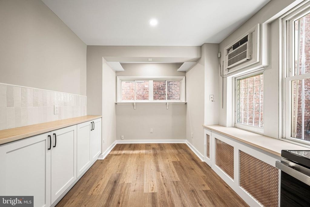 241 S 23rd Street - Photo 8