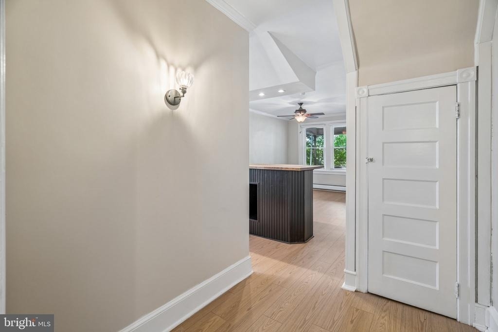 481 Gerhard Street - Photo 9