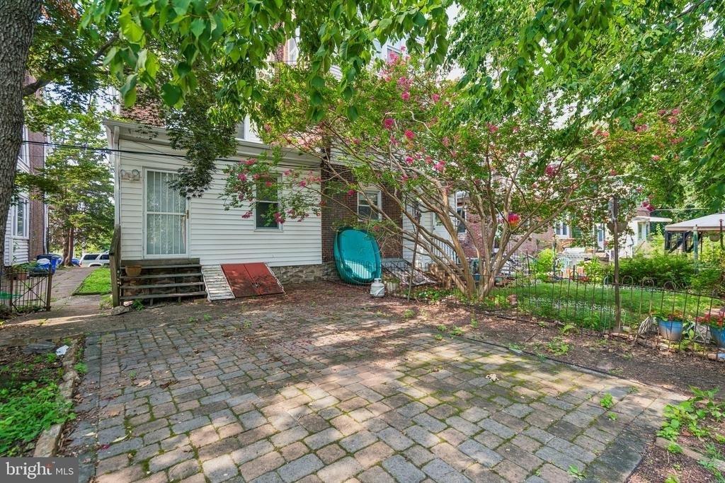 481 Gerhard Street - Photo 30