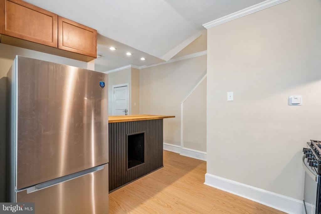 481 Gerhard Street - Photo 6