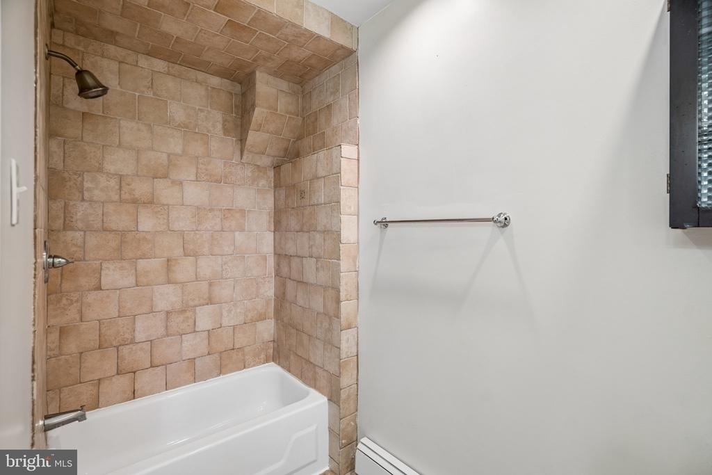 481 Gerhard Street - Photo 19