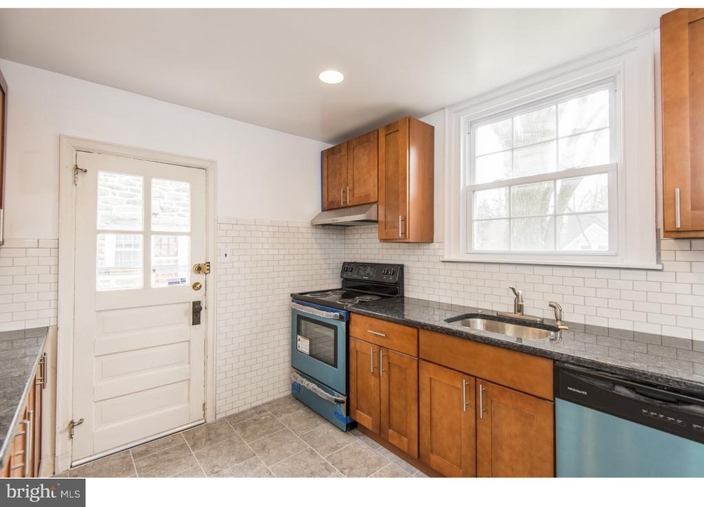 1478 Braddock Lane - Photo 3