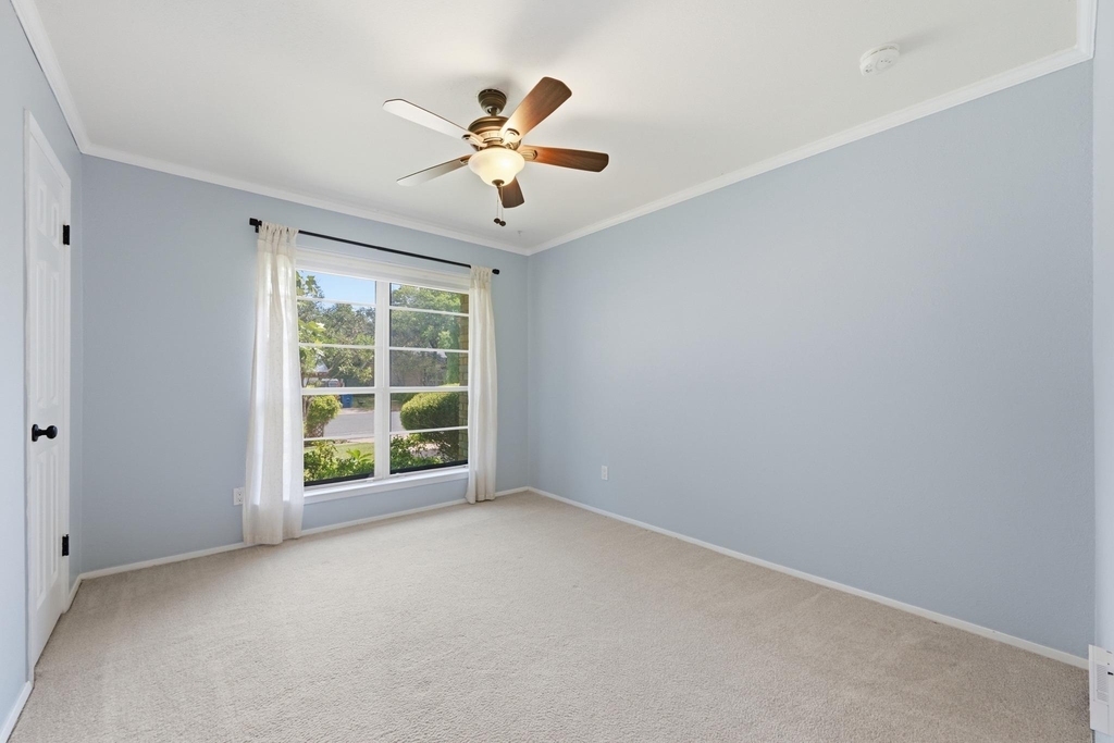 11826 Carshalton Dr - Photo 17